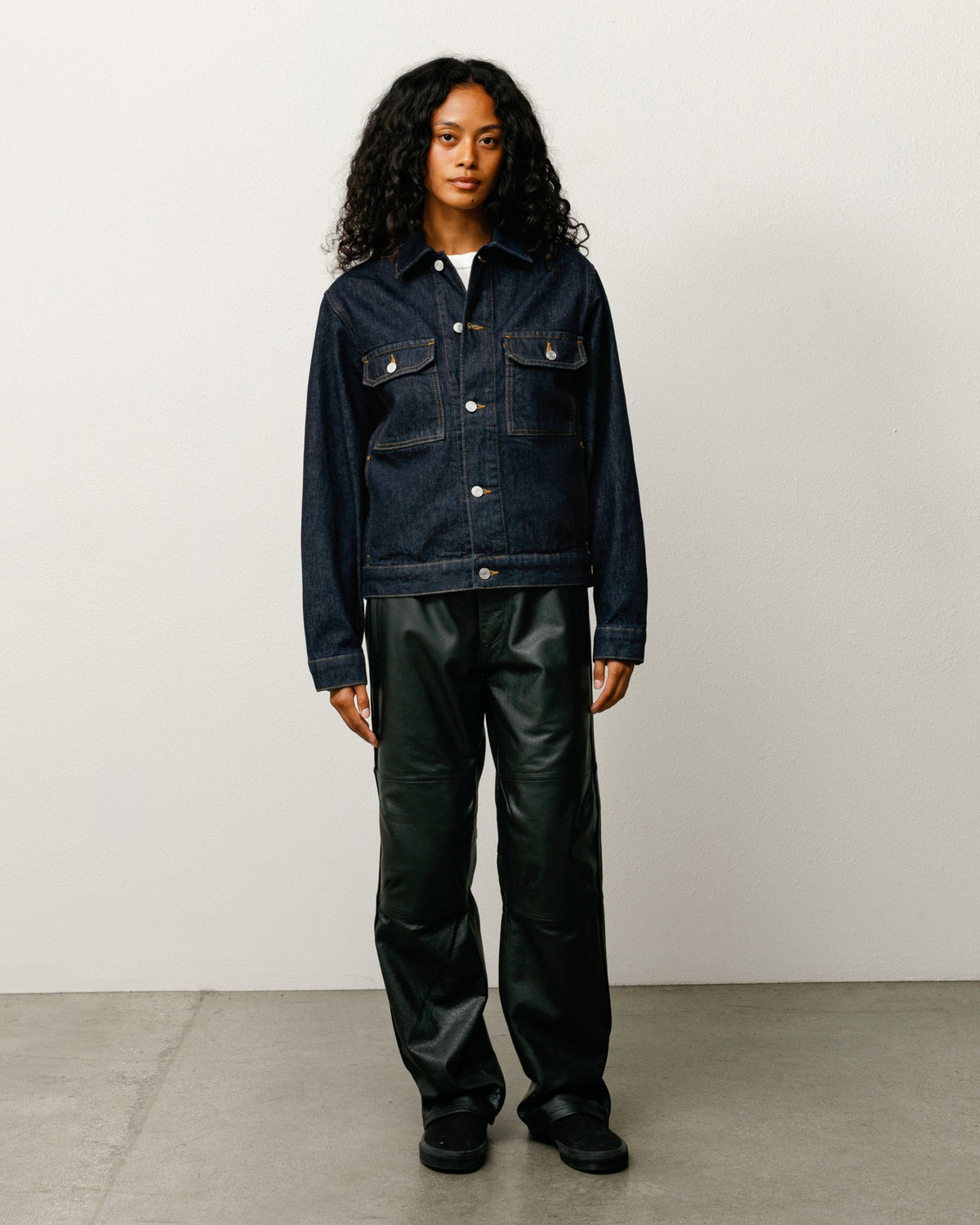 DENIM TRUCKER JACKET