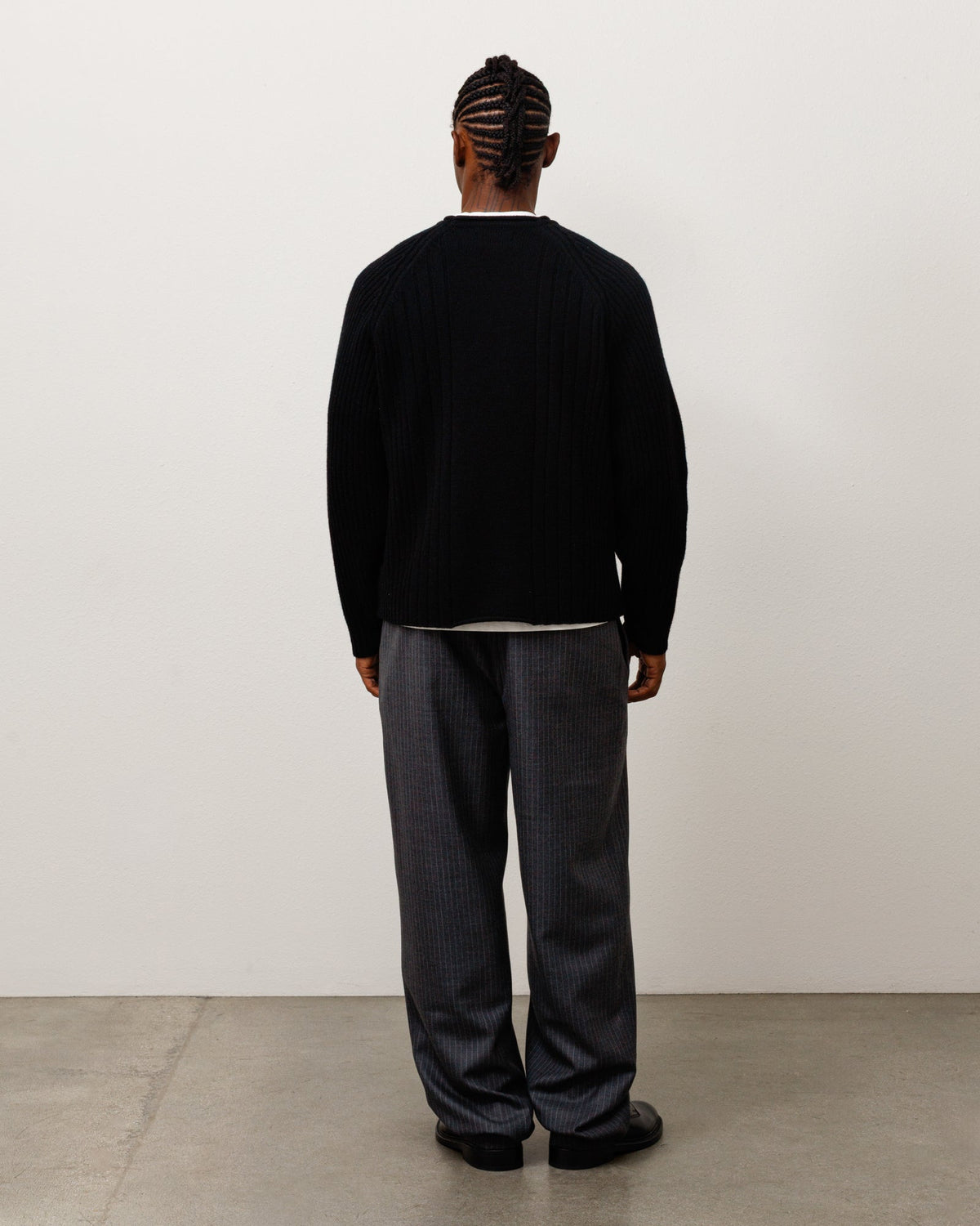 MERINO ROLL NECK SWEATER